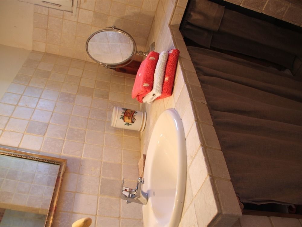 Maison d'hôtes Des Pins 3*